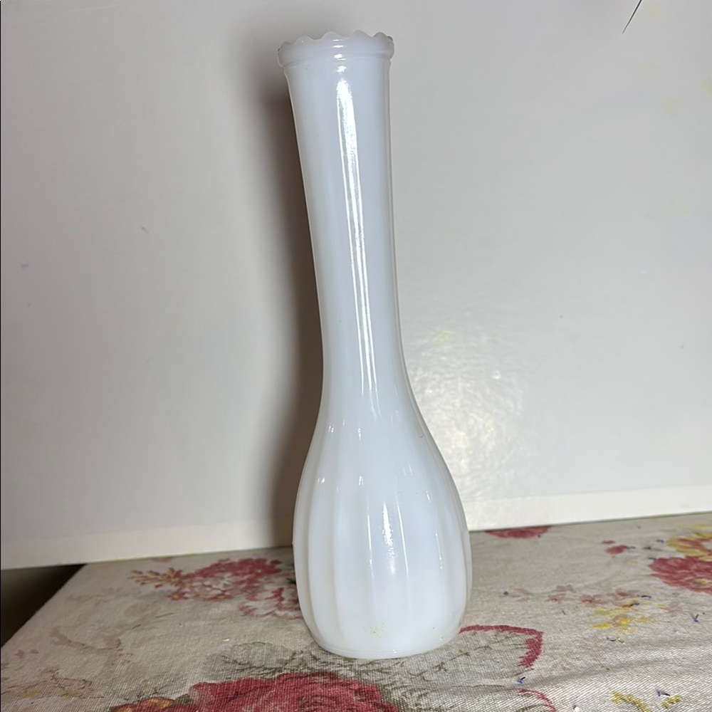 Elegant White Glass Bud Vase